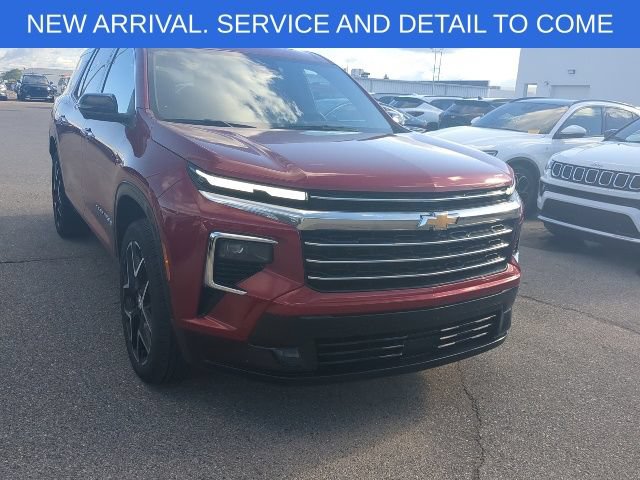 Certified 2025 Chevrolet Traverse High Country w/ LPO, Floor Liner Package AWD/4WD image 9