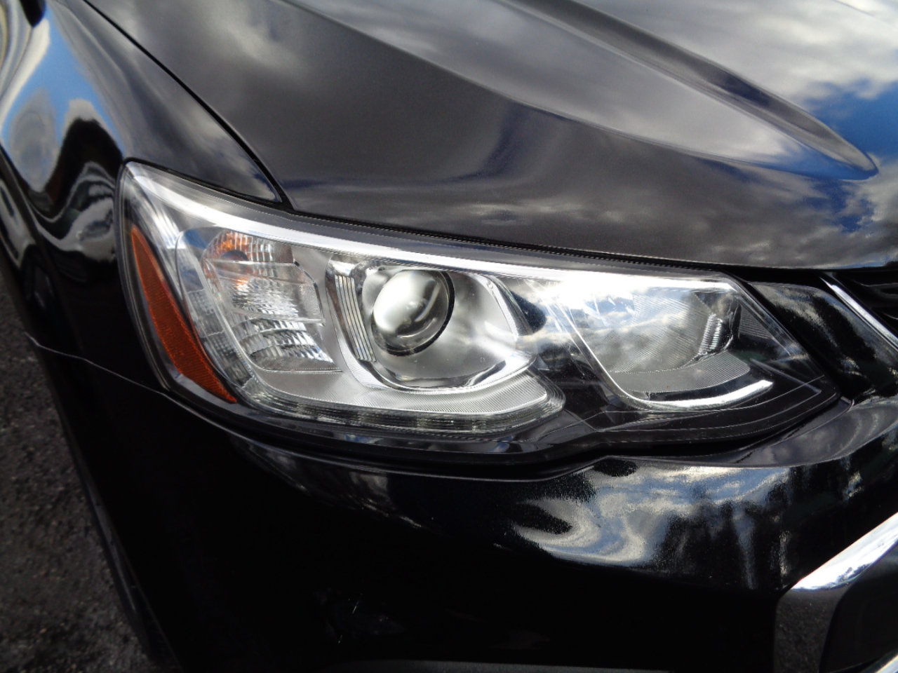 Used 2017 Chevrolet Sonic Premier image 29