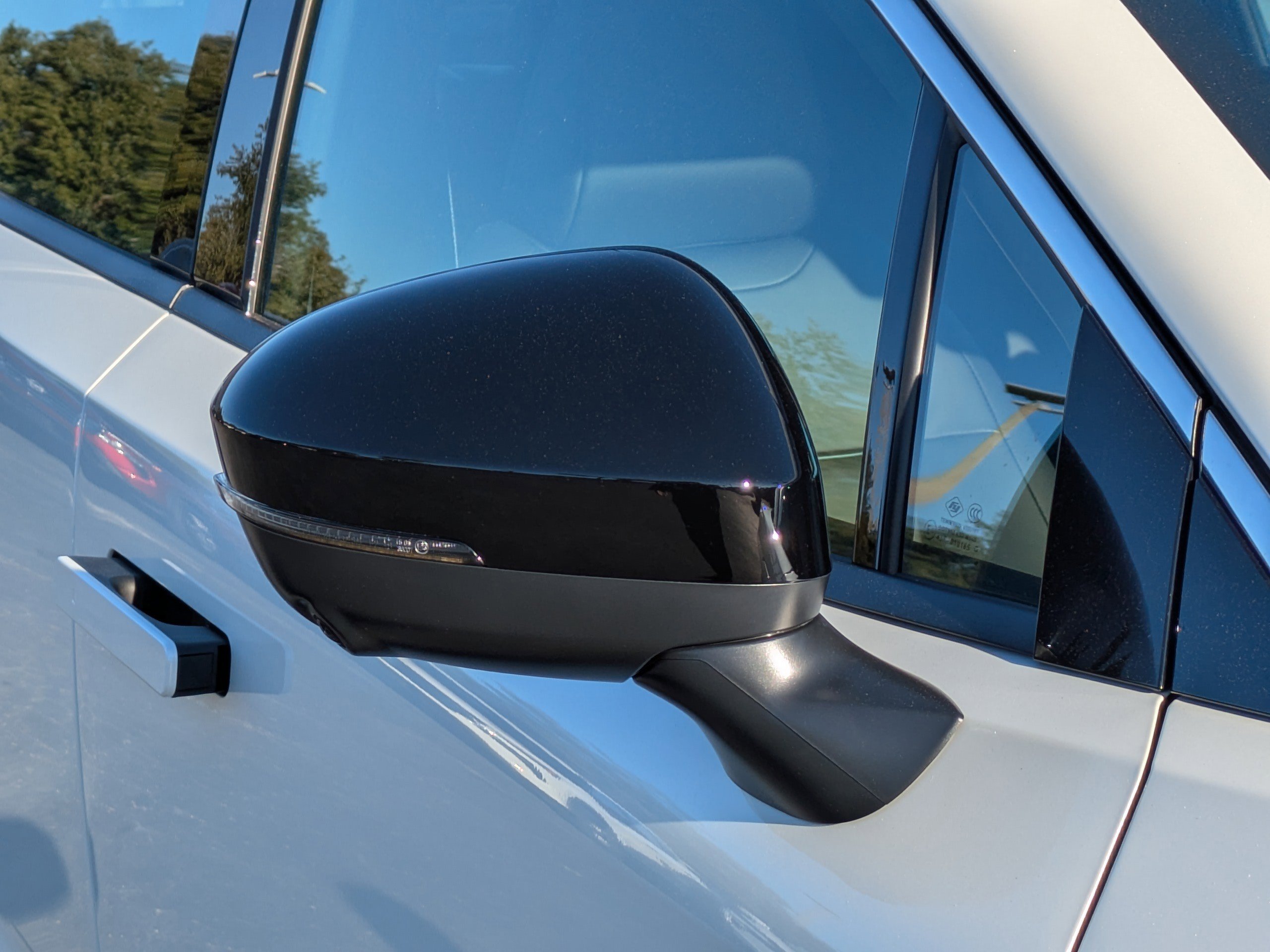 New 2026 Nissan Leaf SV+ w/ Floor Mat Package (SV+) image 12