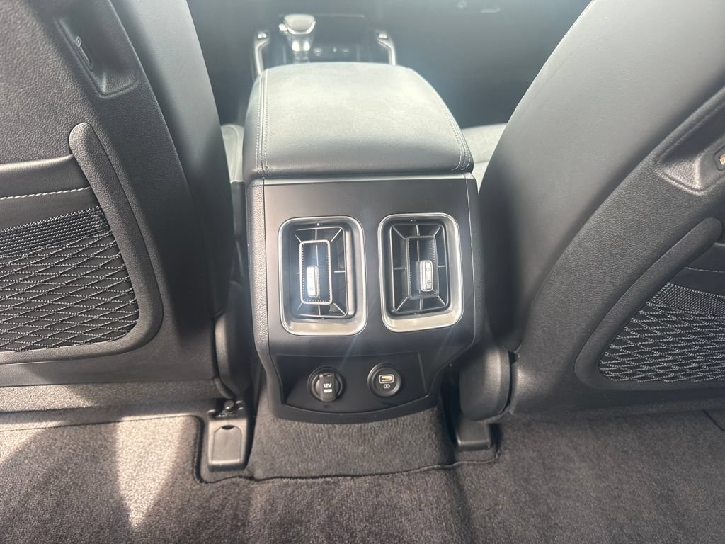 Used 2023 Kia Sorento S AWD/4WD image 11