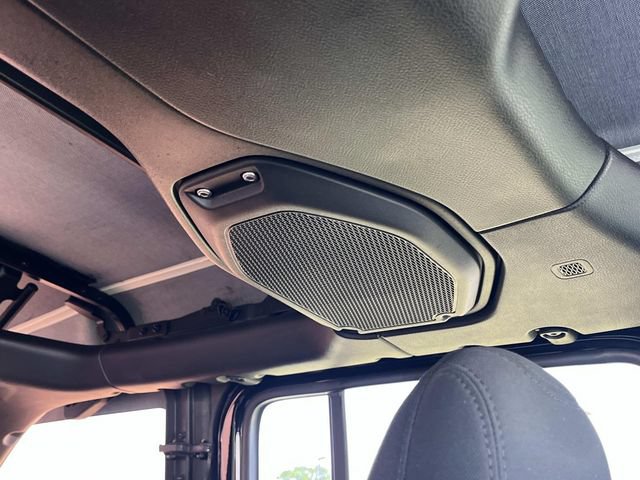 Used 2021 Jeep Wrangler Unlimited Sahara AWD/4WD image 34