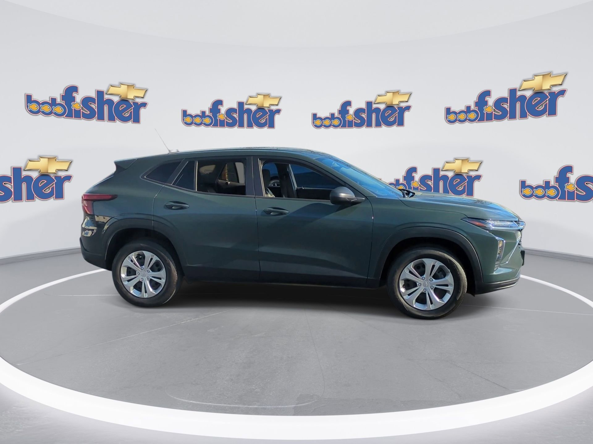 Certified 2025 Chevrolet Trax LS image 9