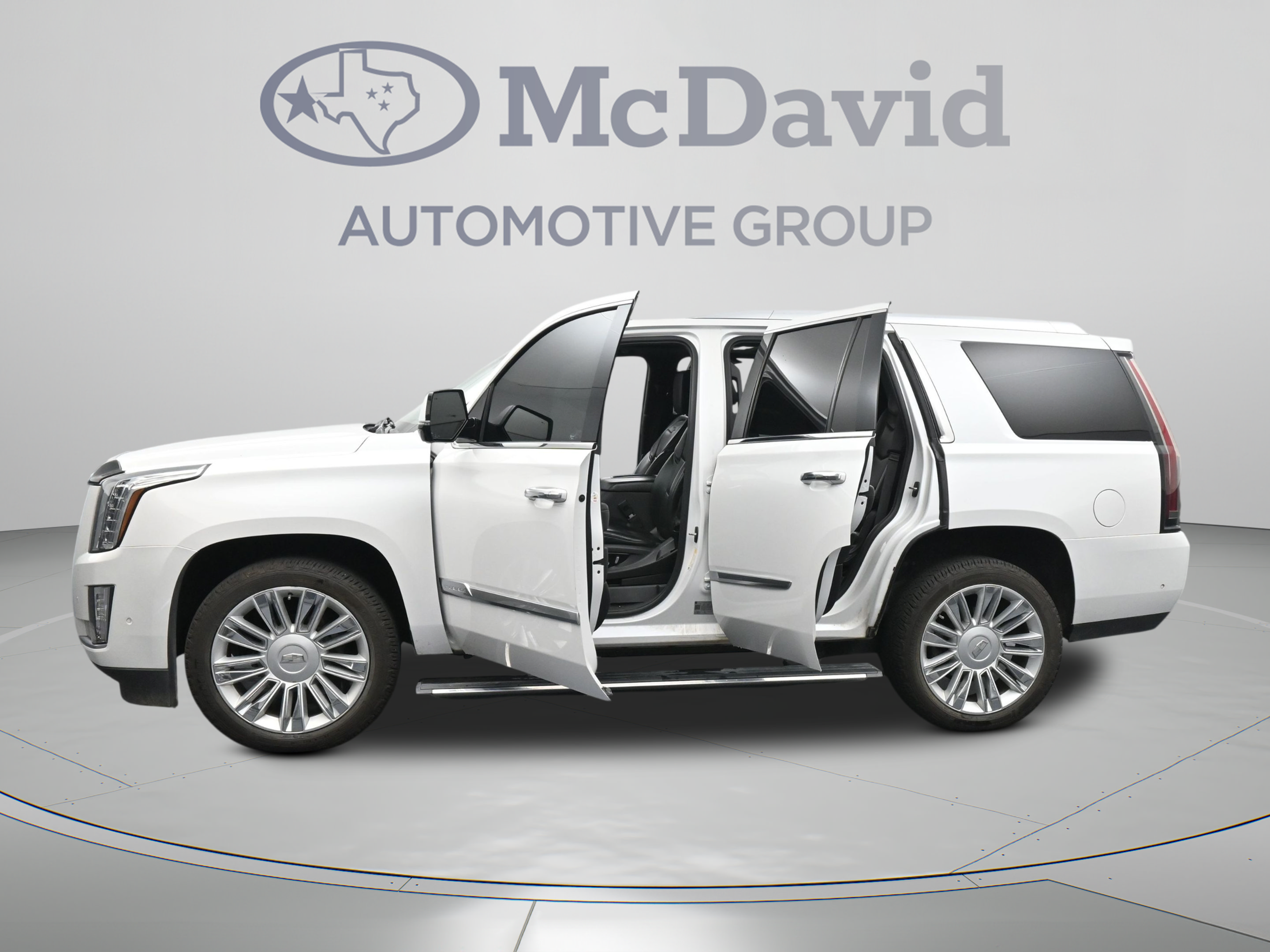 Used 2019 Cadillac Escalade Platinum AWD/4WD image 43