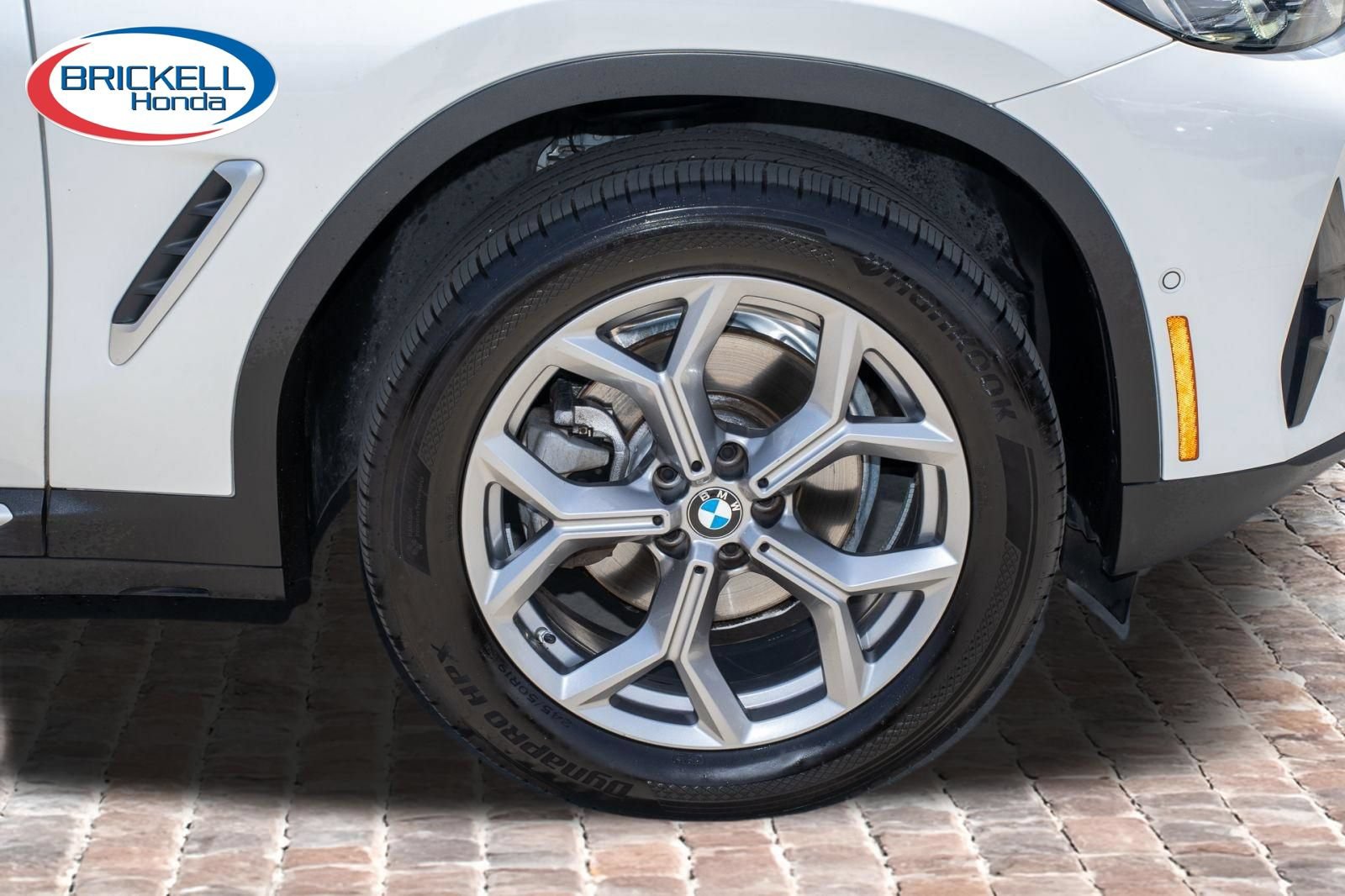 Used 2025 BMW X4 xDrive30i AWD/4WD image 41