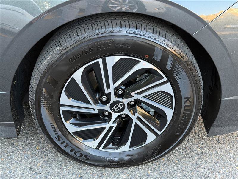 Used 2026 Hyundai Sonata Blue FWD image 19