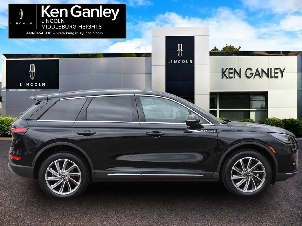 Used 2023 Lincoln Corsair AWD w/ Equipment Group 101A image 6