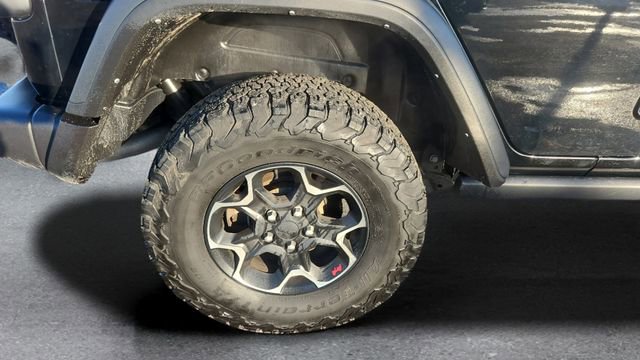 Used 2023 Jeep Wrangler Unlimited Rubicon w/ Cold Weather Group image 19