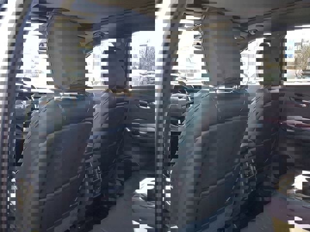 Used 2022 Cadillac XT4 Premium Luxury w/ Enhanced Visibility Package image 13