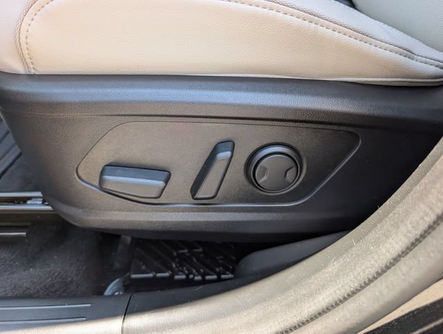 Used 2024 Hyundai Tucson Limited FWD image 18