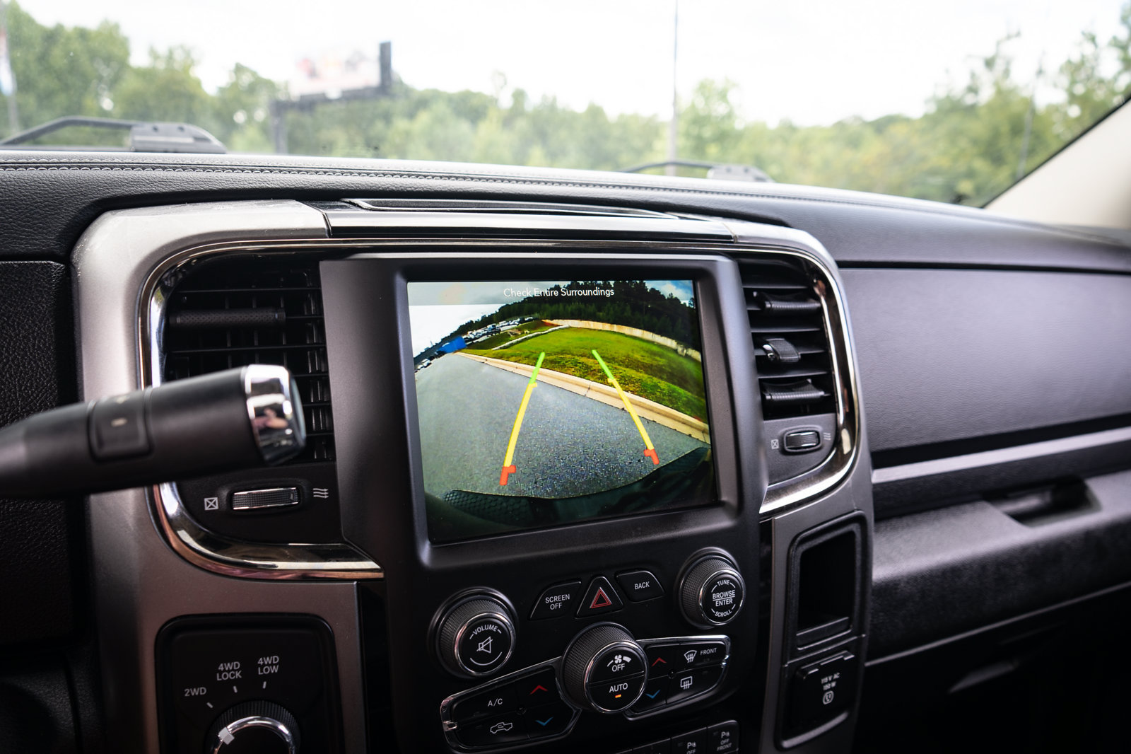 Used 2018 RAM 2500 Laramie w/ Sport Appearance Group AWD/4WD image 25