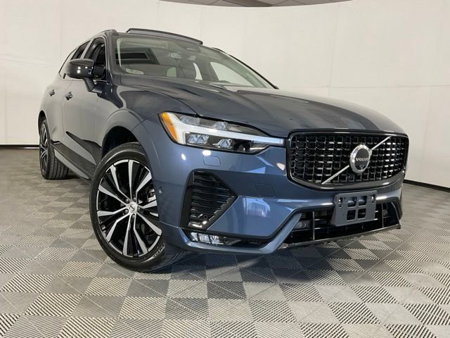 Certified 2025 Volvo XC60 B5 Plus image 44