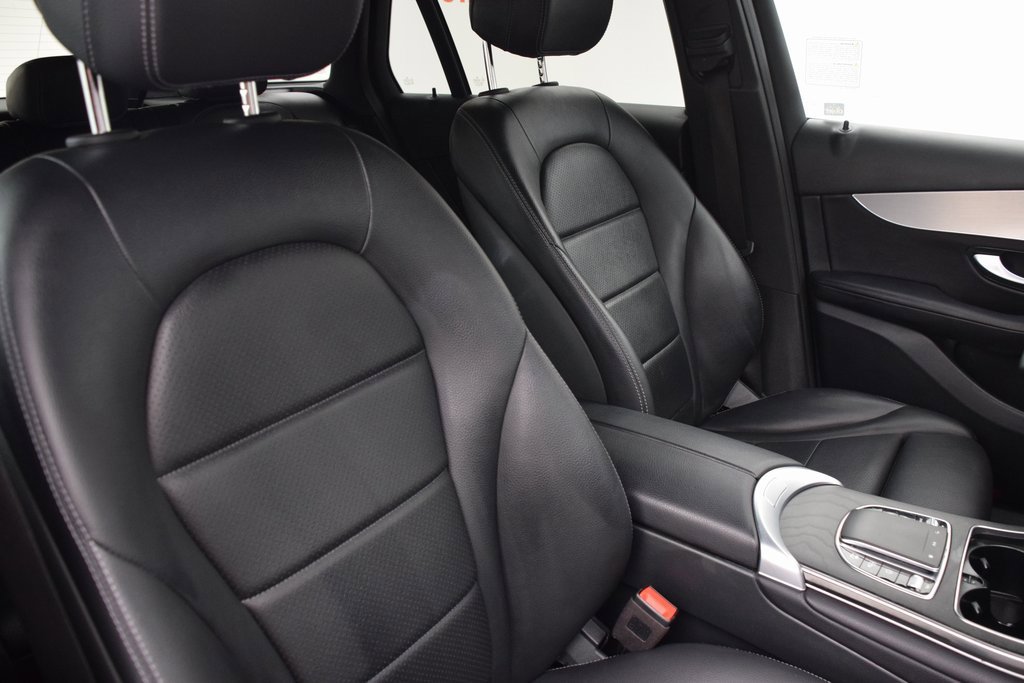 Used 2022 Mercedes-Benz GLC 300 image 16