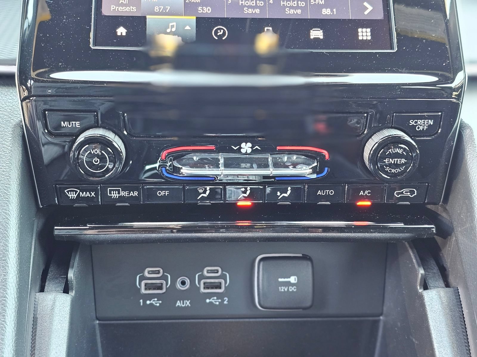 New 2026 Jeep Grand Cherokee Laredo RWD image 13