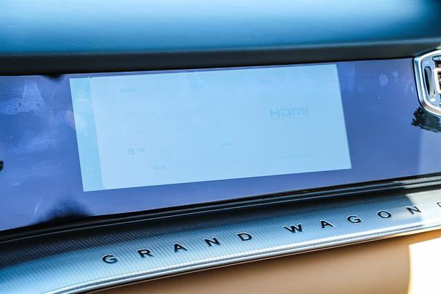 New 2023 Jeep Grand Wagoneer Series III image 18