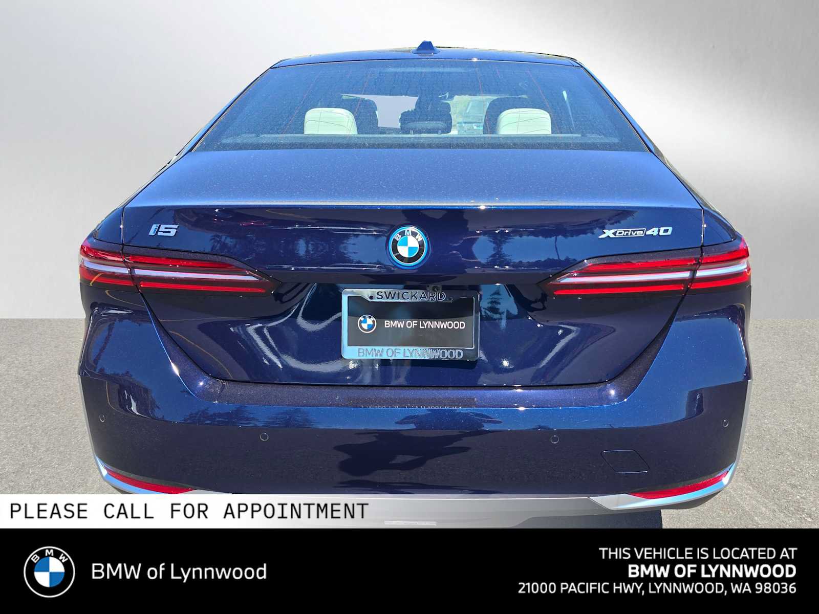 New 2026 BMW i5 eDrive40 w/ Premium Package AWD/4WD image 4