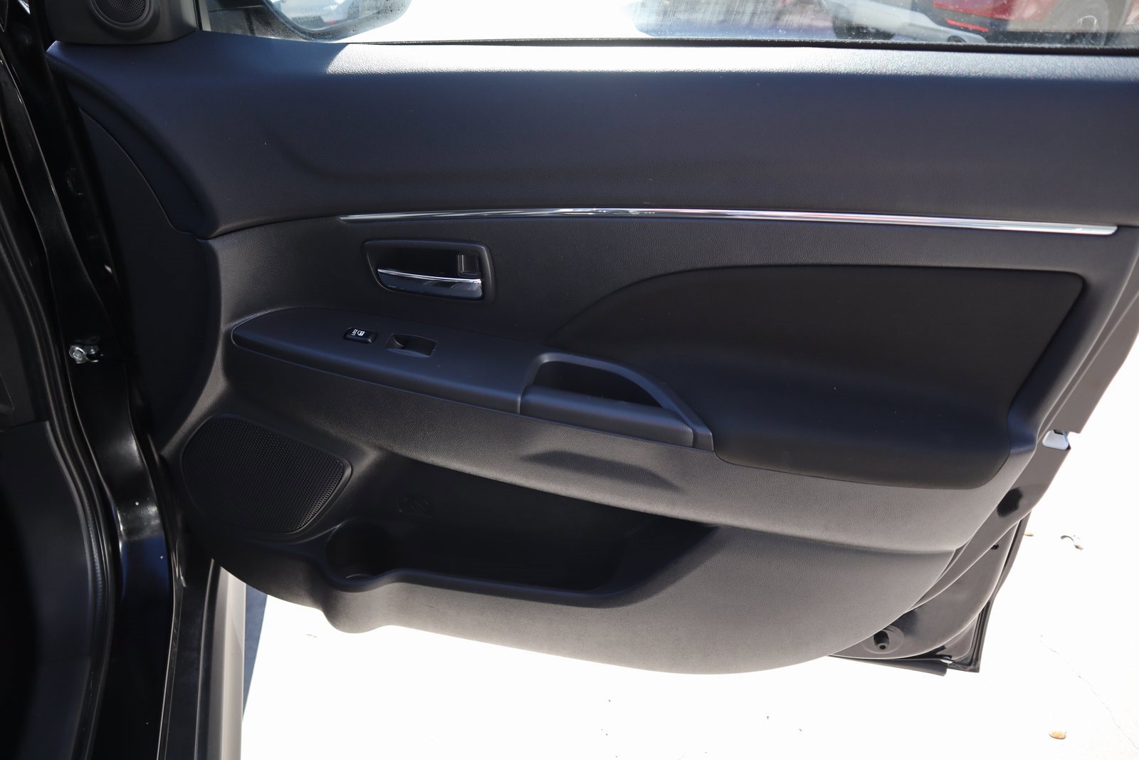 Used 2024 Mitsubishi Outlander Sport ES image 9