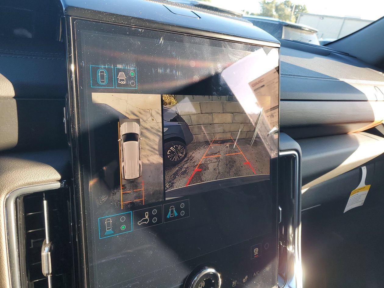 New 2026 GMC Yukon XL Denali w/ Sun & Power Step Package RWD image 22