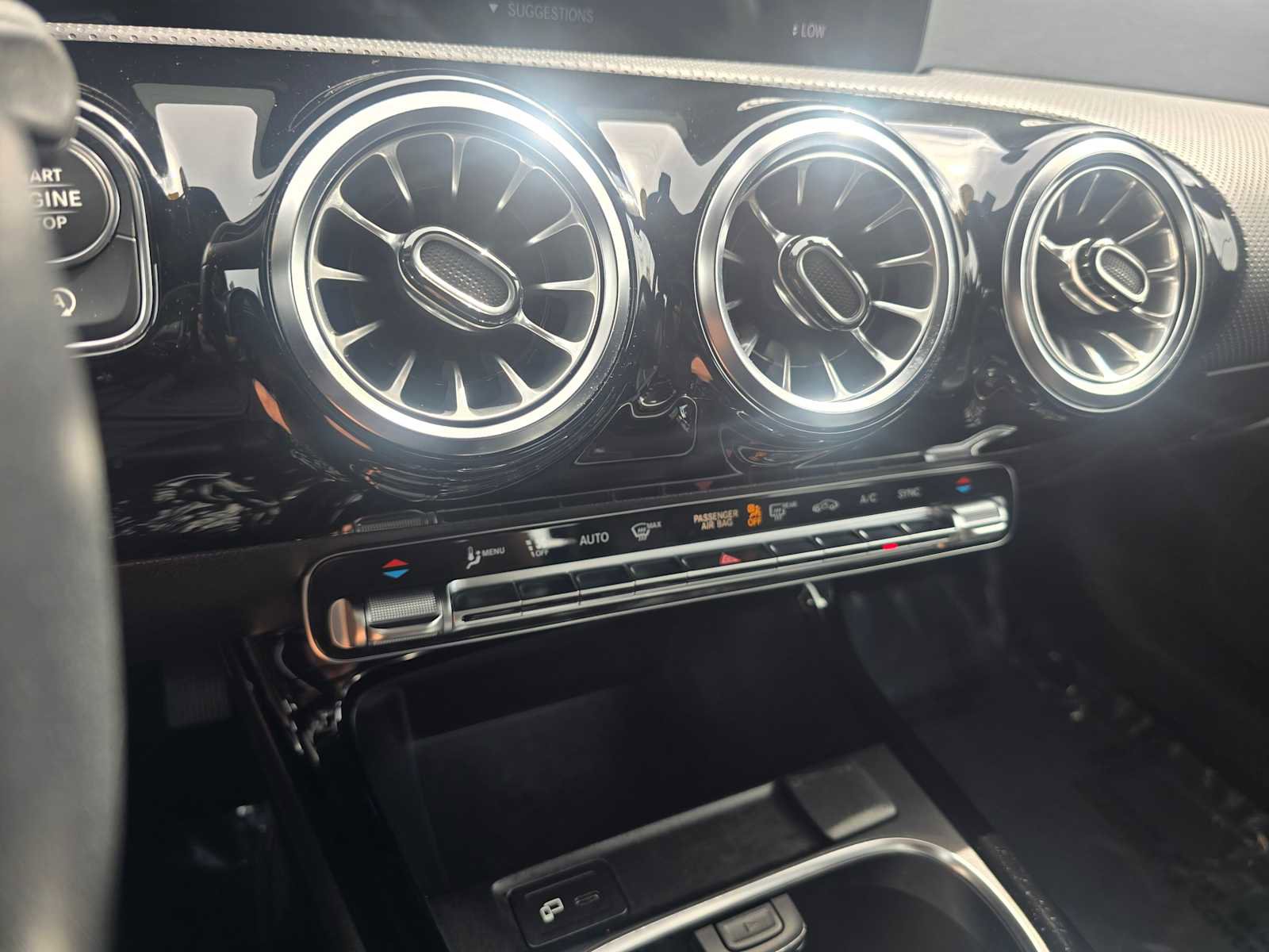 Used 2022 Mercedes-Benz A 220 4MATIC image 30