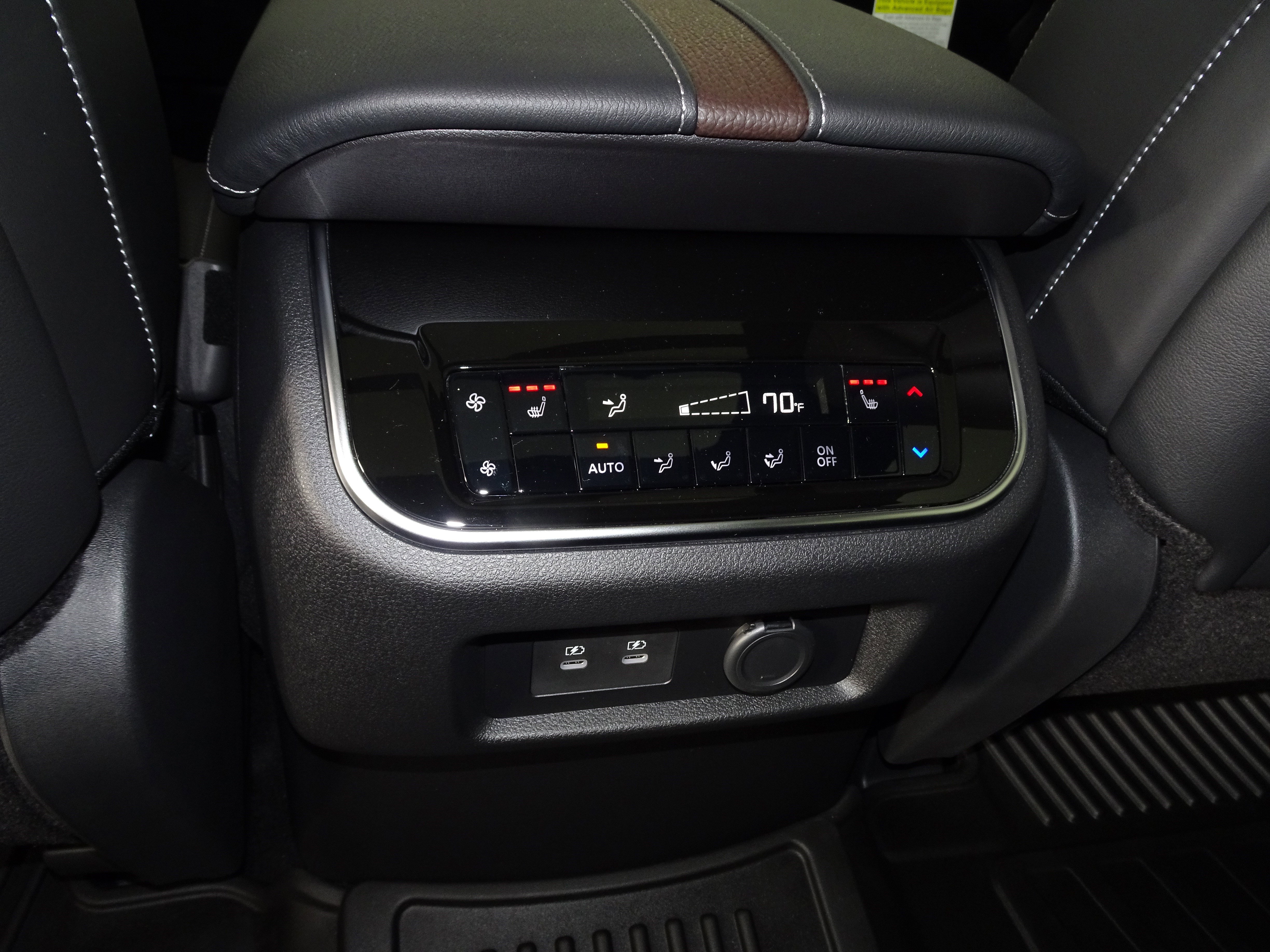 New 2026 Nissan Armada Platinum Reserve image 39