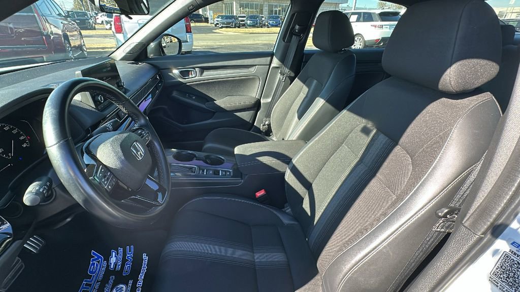 Used 2022 Honda Civic Sport image 9