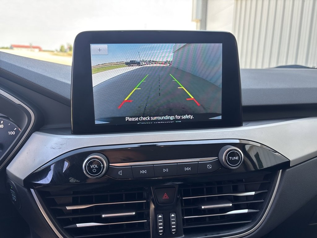 Used 2022 Ford Escape SE image 31