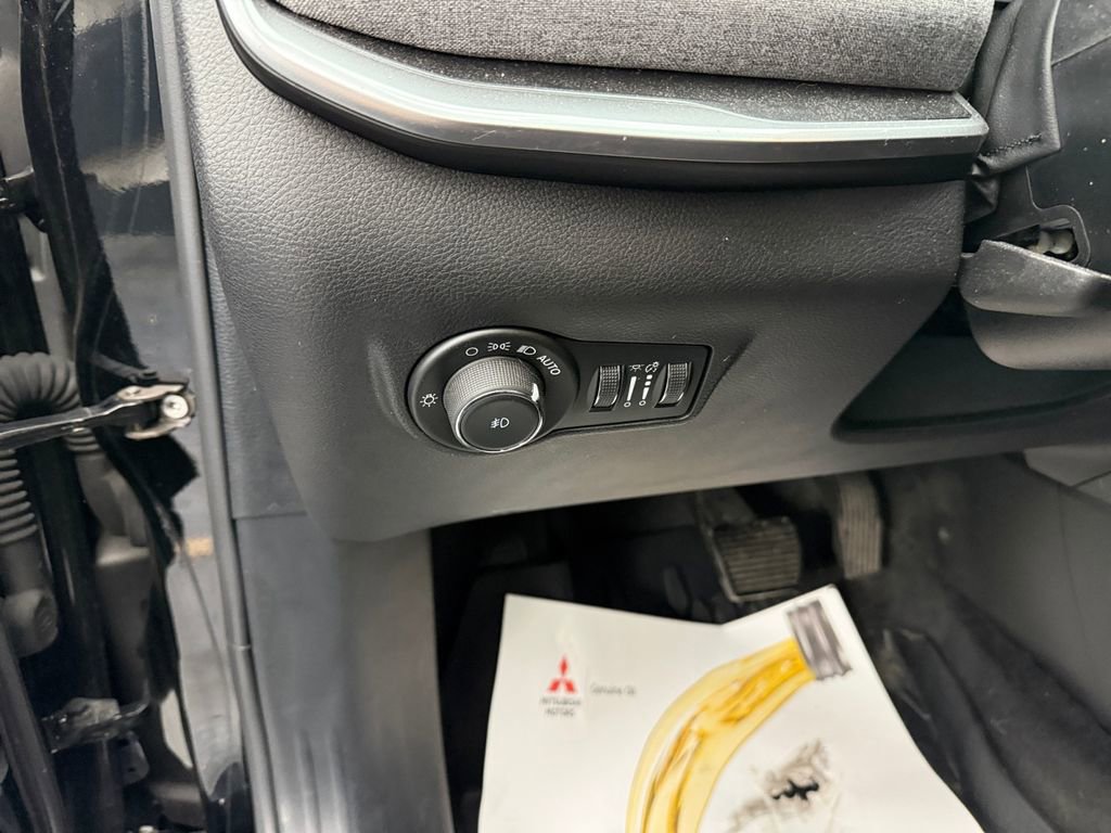 Used 2024 Jeep Compass Latitude image 27