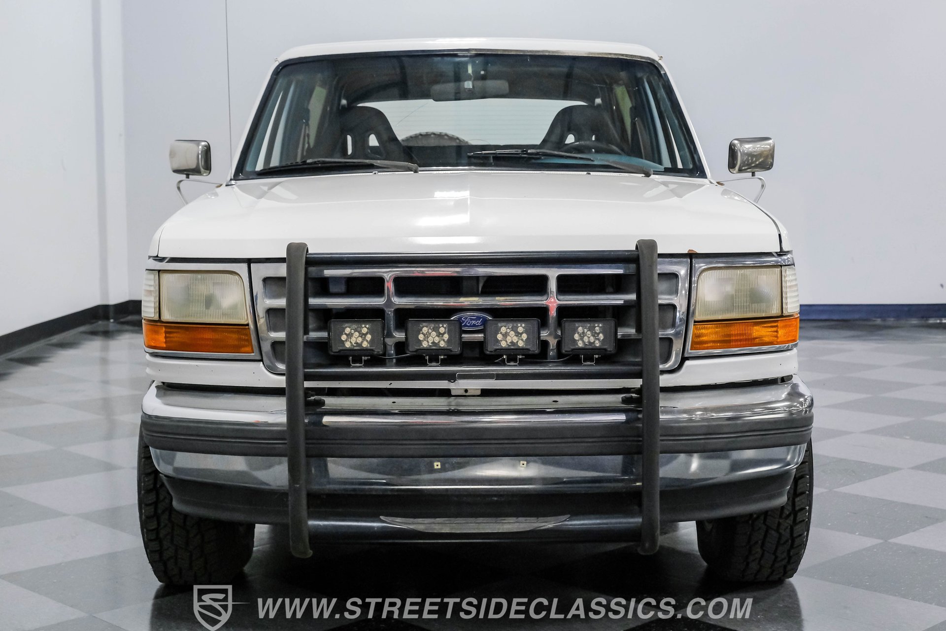 Used 1994 Ford Bronco XLT image 16