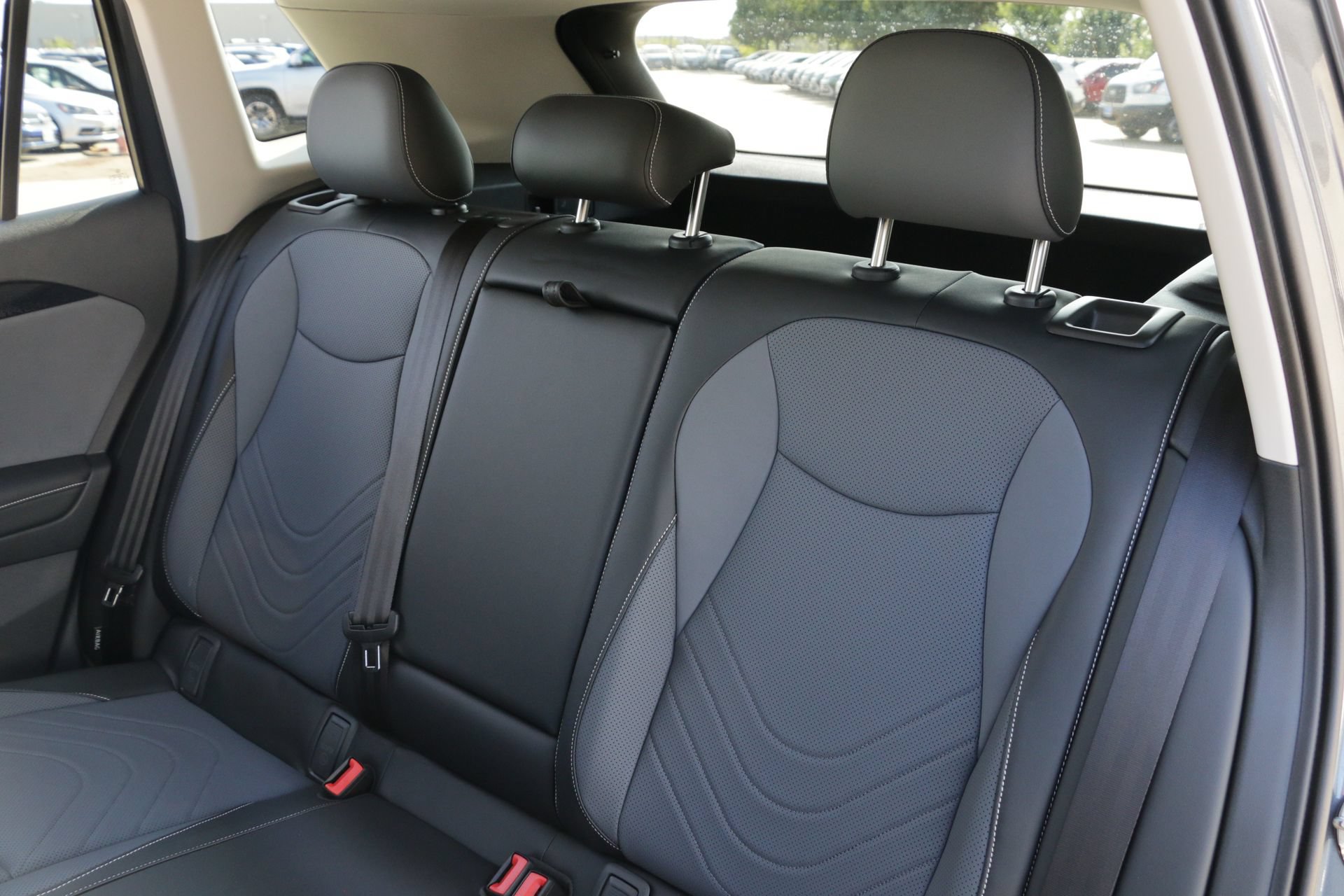 Certified 2026 Volkswagen Tiguan SE FWD image 19
