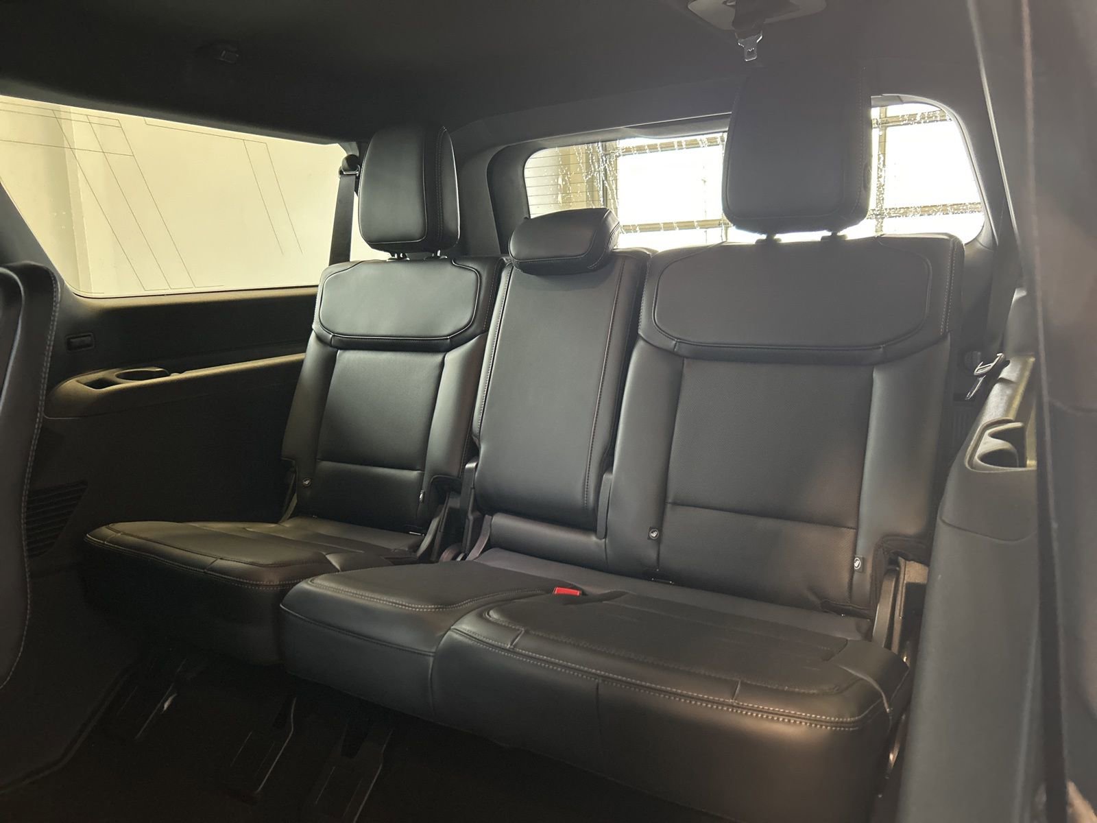 New 2025 Ford Expedition Max Platinum w/ Stealth Performance Package image 18