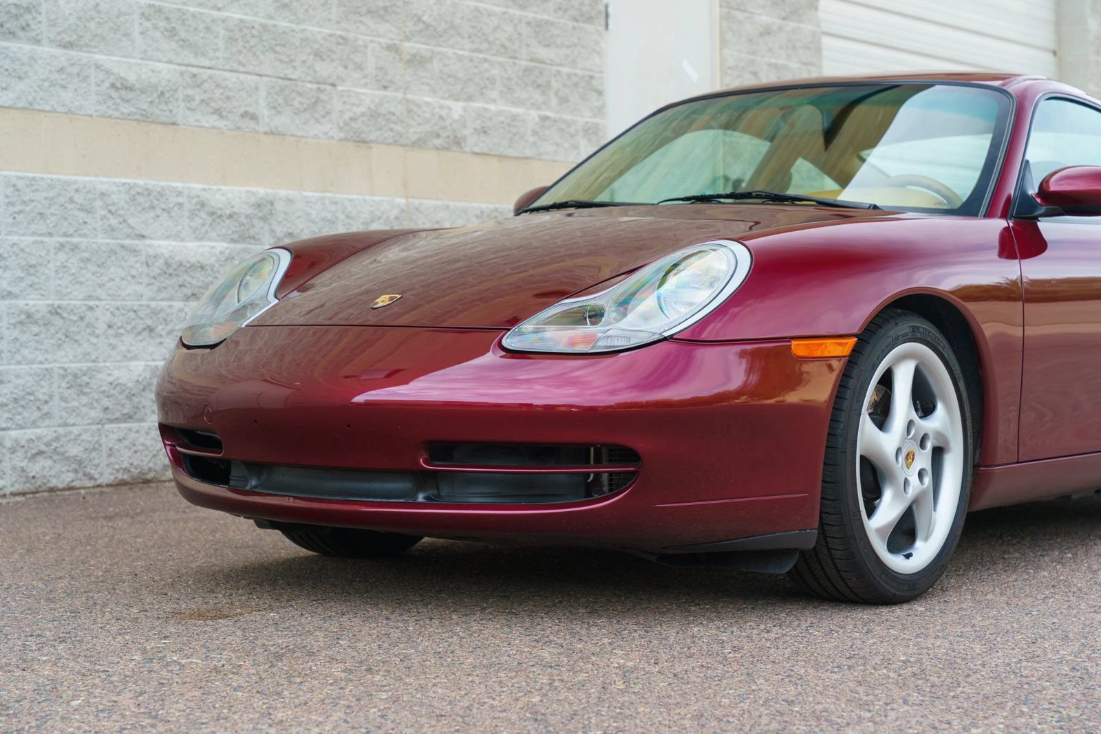 Used 2000 Porsche 911 Carrera image 28