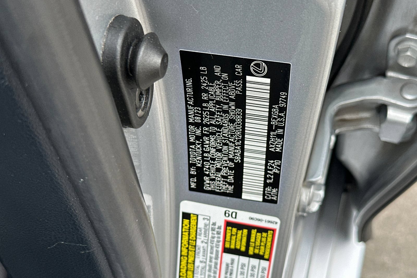Certified 2024 Lexus ES 300h F Sport w/ Accessory Package (Z1) FWD image 32