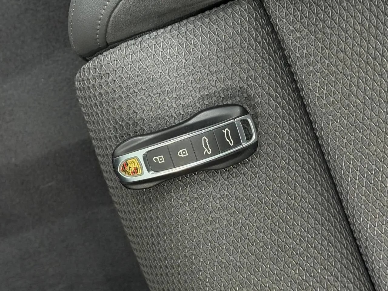 Used 2021 Porsche Taycan Turbo S AWD/4WD image 43