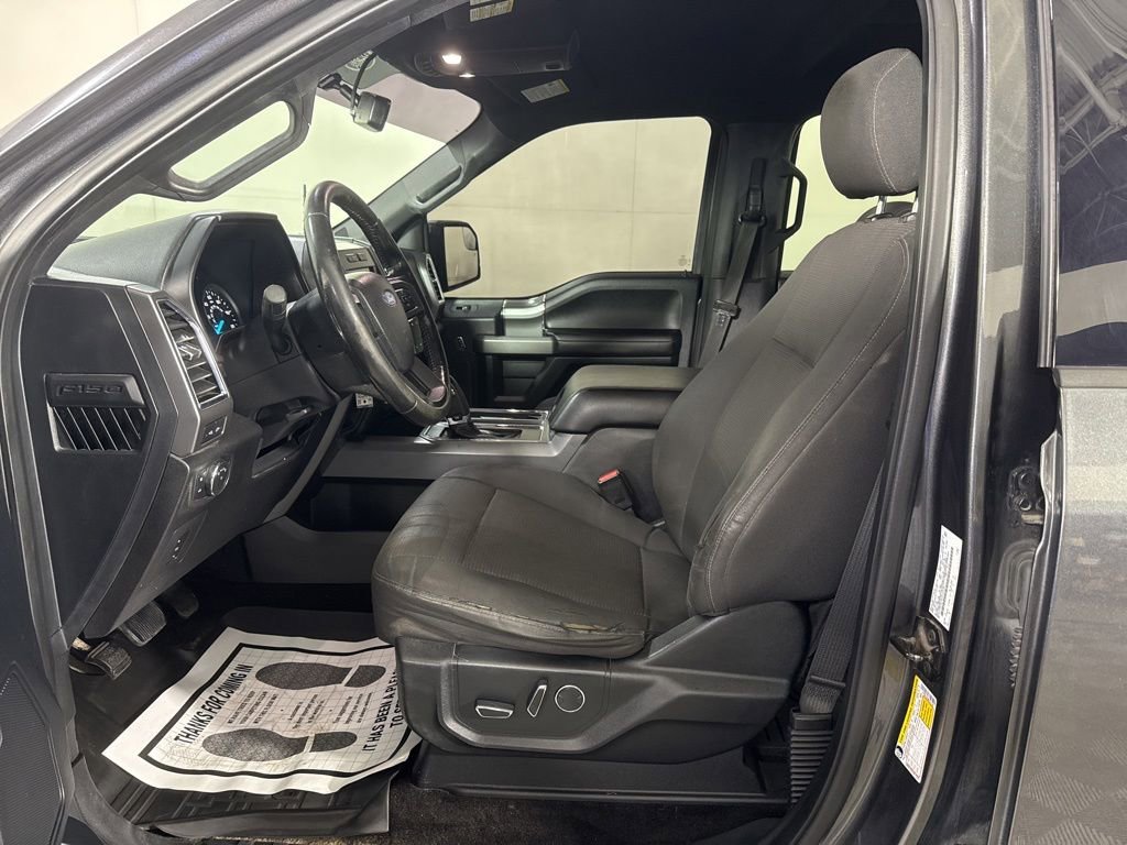 Used 2017 Ford F150 XLT w/ Equipment Group 302A Luxury AWD/4WD image 15