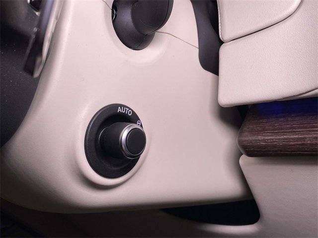 Used 2024 Land Rover Range Rover SE image 47