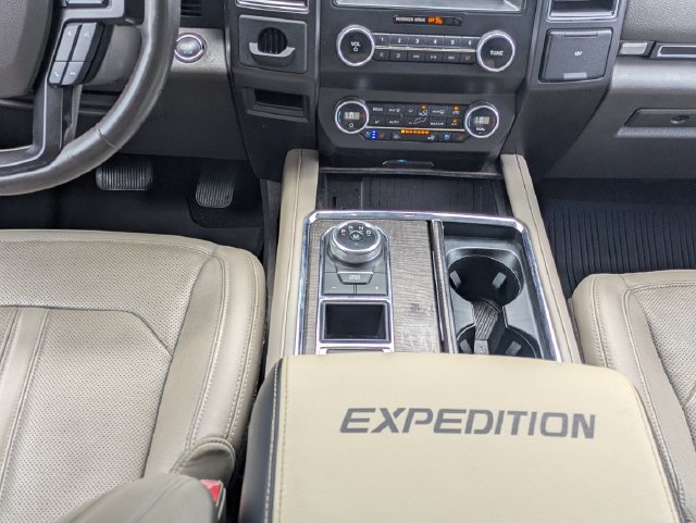 Used 2020 Ford Expedition Limited RWD image 19