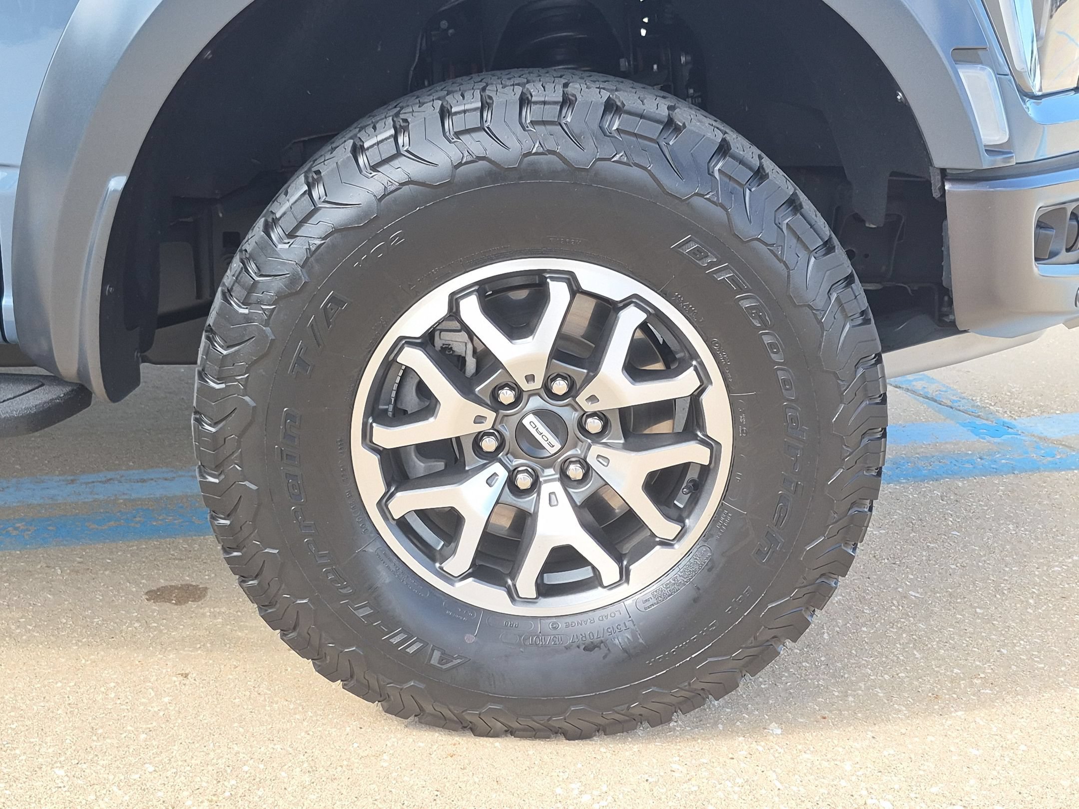 Used 2023 Ford F150 Raptor AWD/4WD image 35