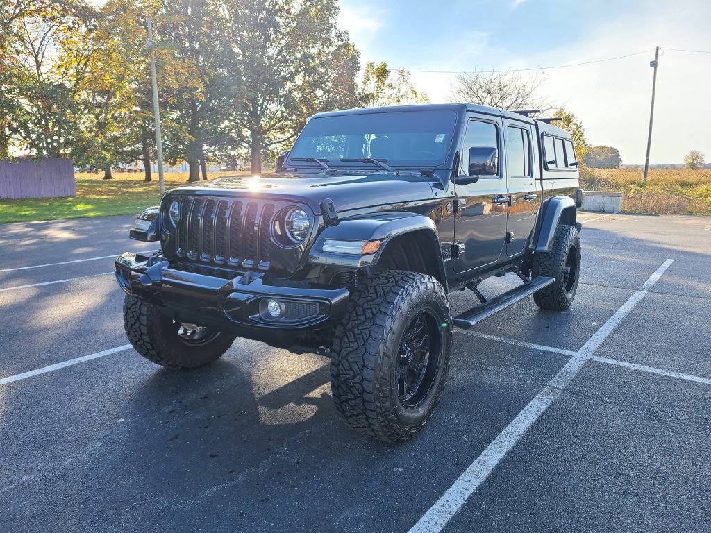 Used 2022 Jeep Gladiator Overland AWD/4WD image 3