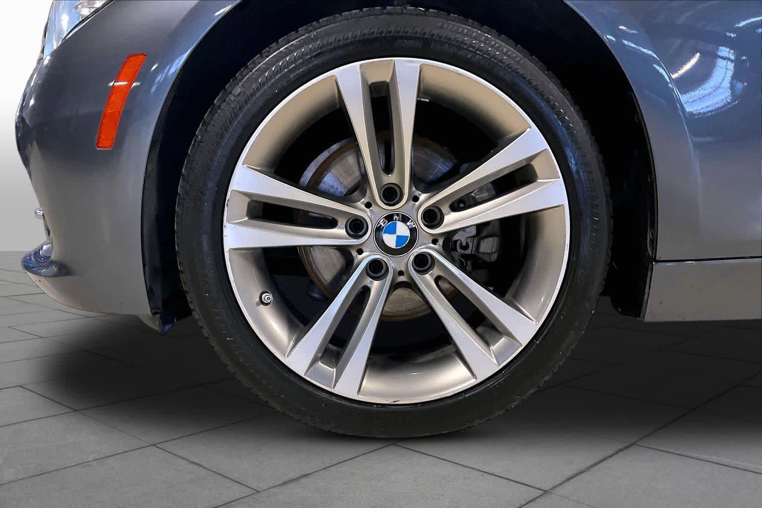 Used 2016 BMW 328i Sedan RWD image 10