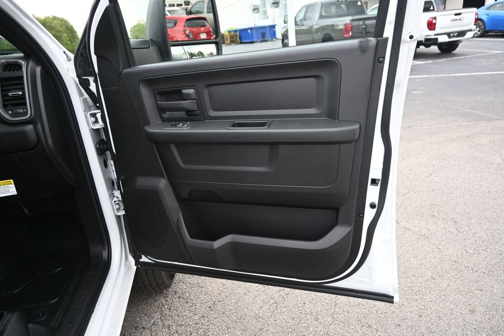 New 2026 RAM 3500 Tradesman AWD/4WD image 20