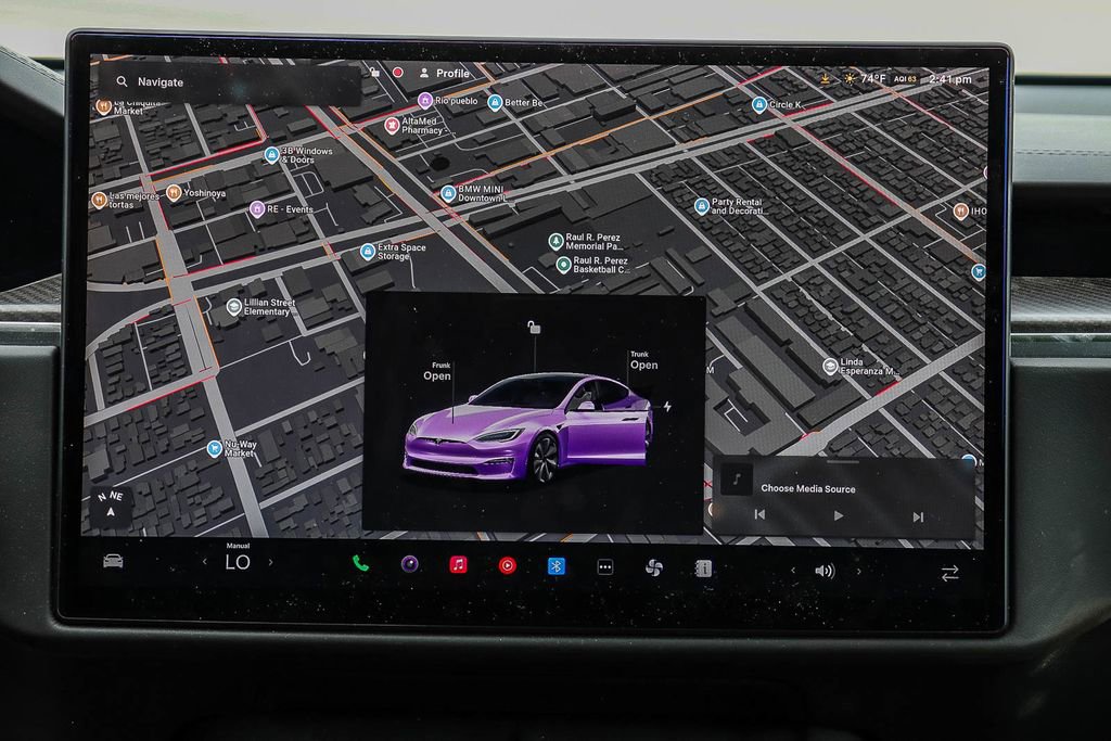 Used 2021 Tesla Model S Plaid image 14