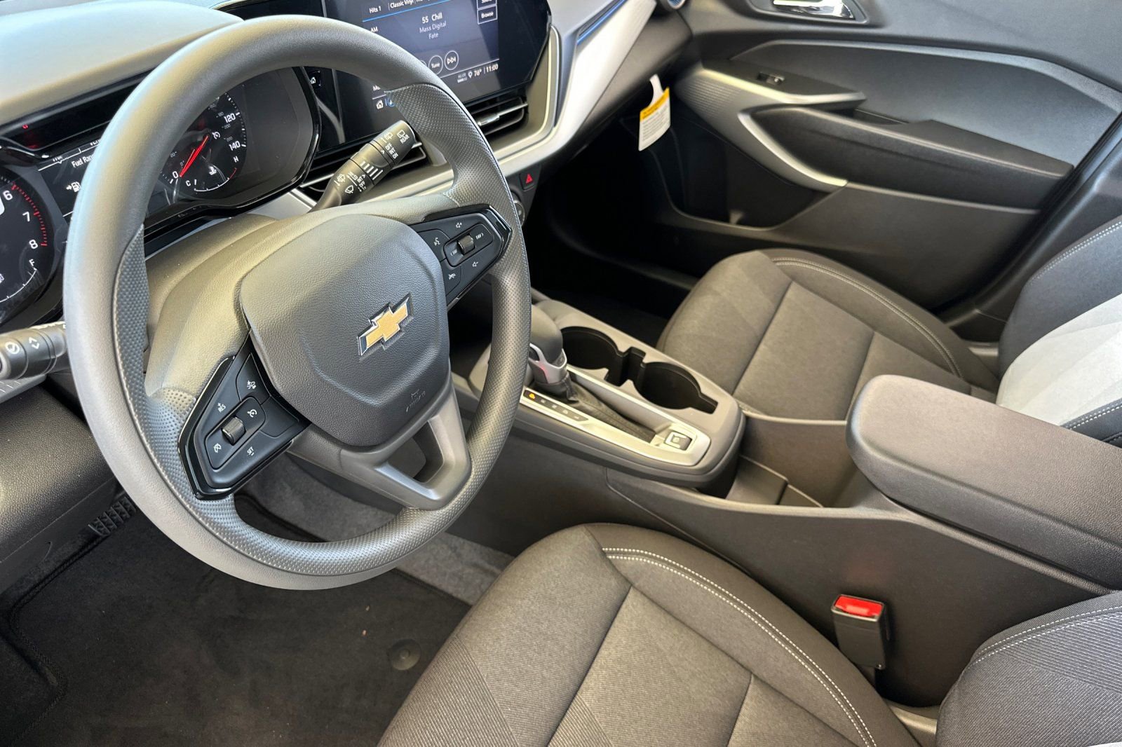 New 2026 Chevrolet Trax LS w/ LS Convenience Package image 10