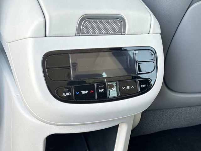 New 2026 Hyundai Ioniq 9 SE AWD/4WD image 16