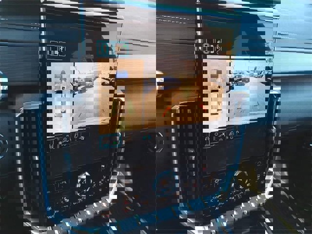 New 2025 GMC Acadia Elevation w/ Elevation Premium Package image 9