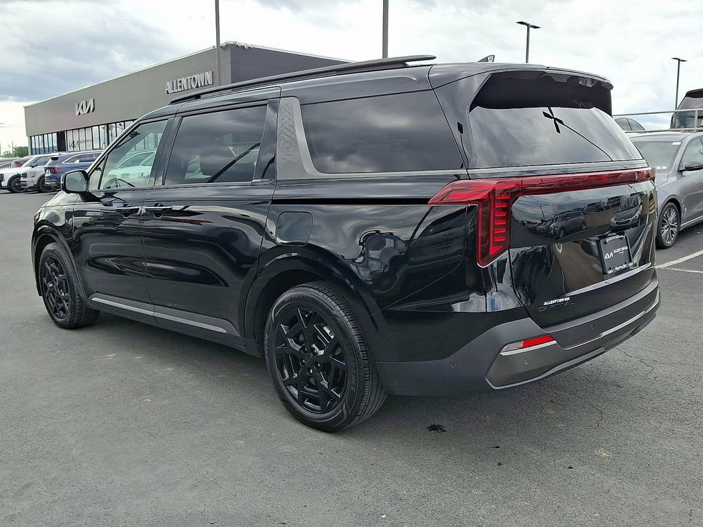 Certified 2025 Kia Carnival SX Prestige FWD image 4