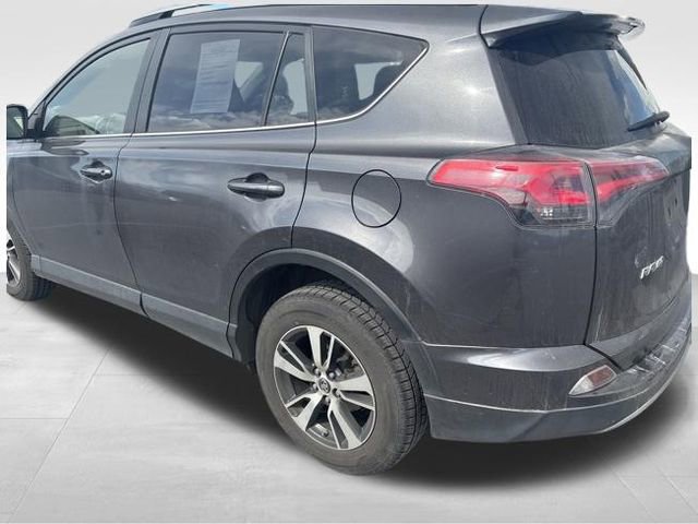 Used 2017 Toyota RAV4 XLE image 22