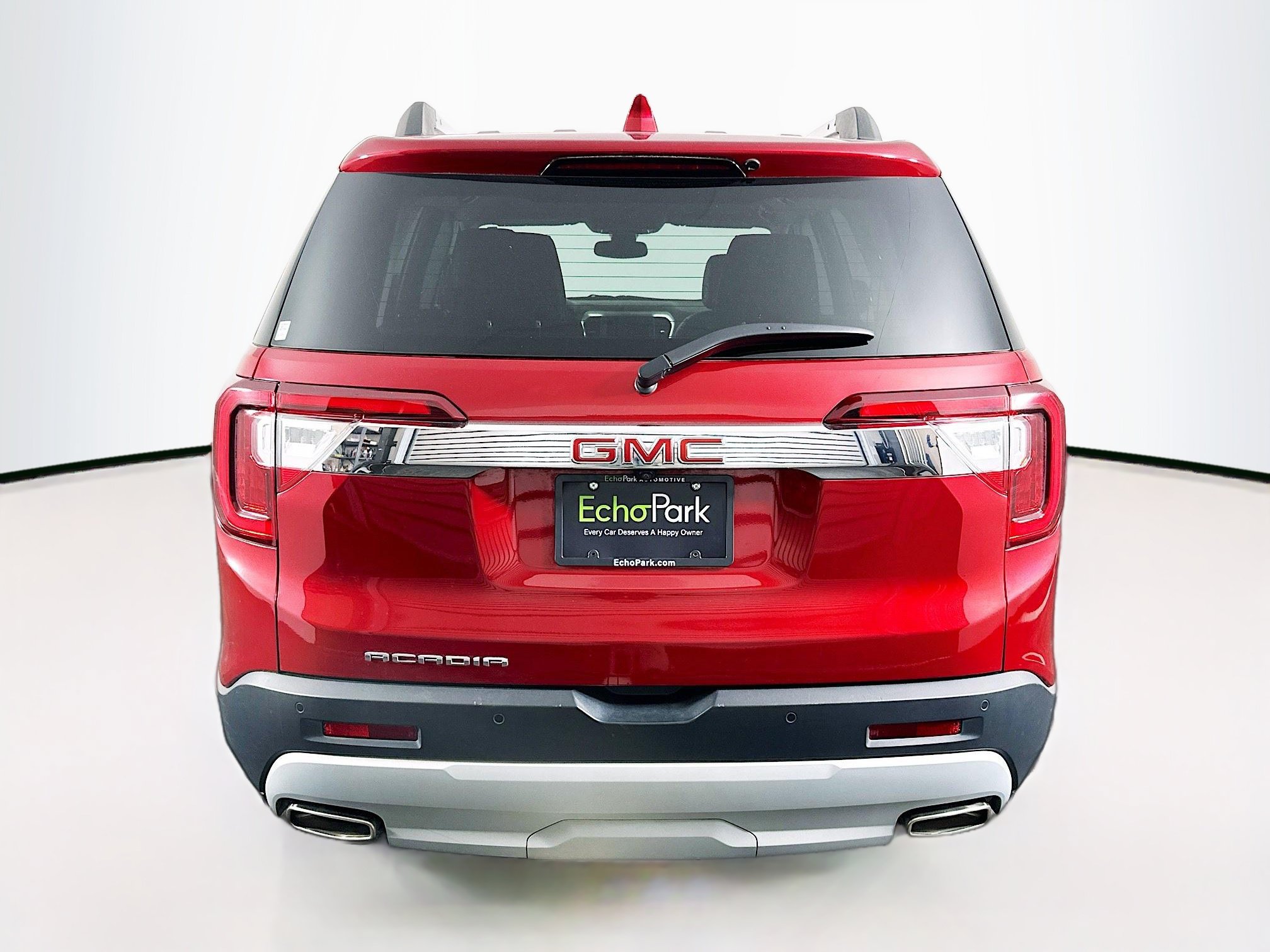 Used 2023 GMC Acadia SLT w/ LPO, Floor Liner Package FWD image 7