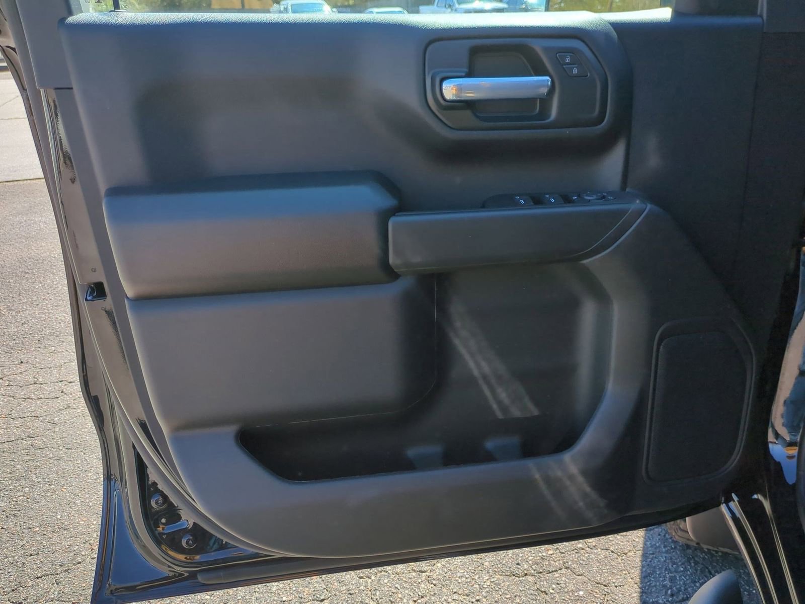 Certified 2026 Chevrolet Silverado 1500 Custom Trail Boss w/ LPO, Dark Essentials Package image 21