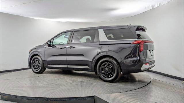 Used 2025 Kia Carnival LXS image 6