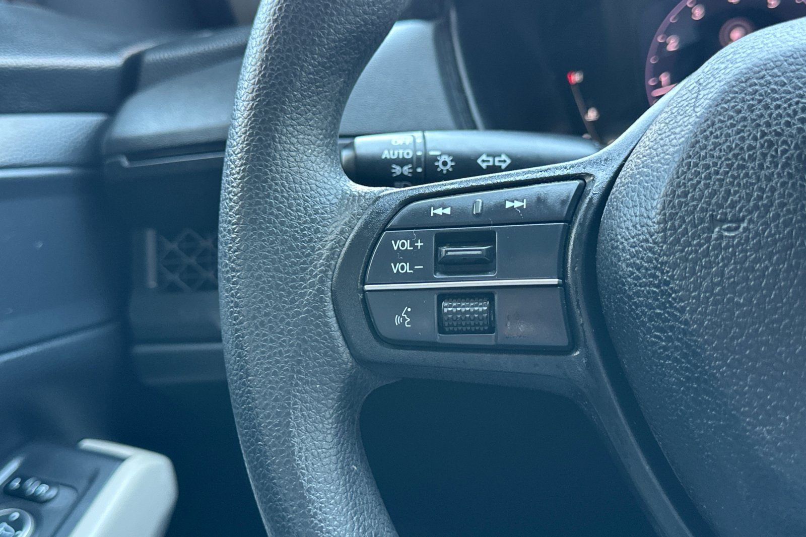 Used 2023 Honda Accord LX image 35