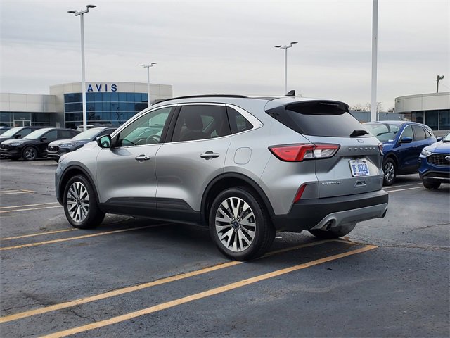 Used 2022 Ford Escape Titanium image 4